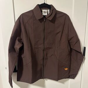 Adidas outer station gender neutral jacket XS in brown